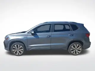 Volkswagen Taos 2022 SE 4 SUV
