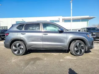 Volkswagen Taos 2026 AWD SE 4Motion 4dr SUV