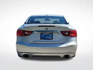 Nissan Maxima 2017 3.5 S 4dr Sedán
