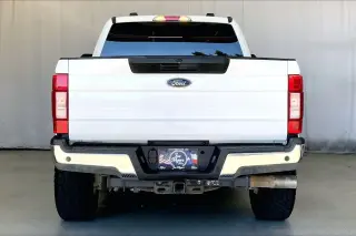 Ford F-250 Super Duty 2022 4x4 XLT 4dr Crew Cab 6.8 ft. SB Pickup