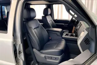 Ford F-250 Super Duty 2016 4x4 Lariat 4dr Crew Cab 6.8 ft. SB Pickup