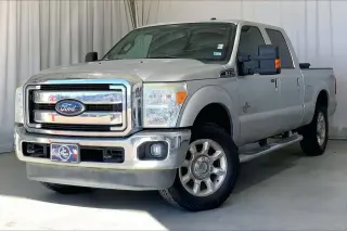 Ford F-250 Super Duty 2016 4x4 Lariat 4dr Crew Cab 6.8 ft. SB Pickup