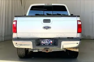 Ford F-250 Super Duty 2016 4x4 Lariat 4dr Crew Cab 6.8 ft. SB Pickup