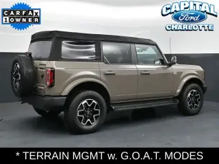 Ford Bronco 2025 4x4 Outer Banks SUV de 4 puertas