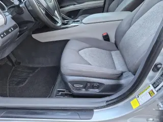 Toyota Camry 2024 LE 4dr Sedán