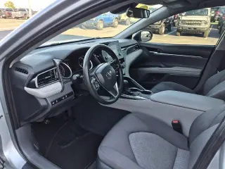 Toyota Camry 2024 LE 4dr Sedán