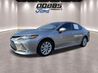 Toyota Camry 2024 LE 4dr Sedán