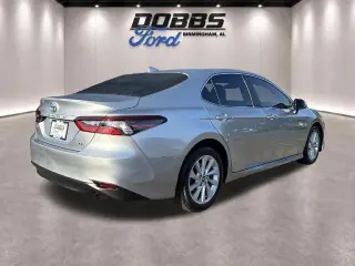 Toyota Camry 2024 LE 4dr Sedán