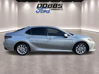Toyota Camry 2024 LE 4dr Sedán