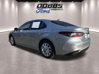 Toyota Camry 2024 LE 4dr Sedán