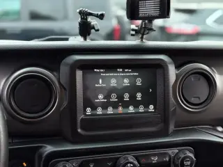 Jeep Wrangler 2022 4x4 Sport 2dr SUV