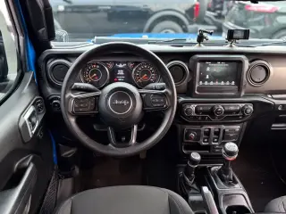 Jeep Wrangler 2022 4x4 Sport 2dr SUV