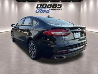 Ford Fusion 2020 con tracción en las cuatro  SE 4dr Sedán