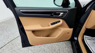 Porsche Macan 2021 AWD 4dr SUV