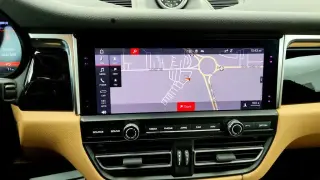 Porsche Macan 2021 AWD 4dr SUV