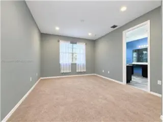 Propiedad en alquiler de 3 dormitorios y 2.5 baños en WEST PALM BEACH