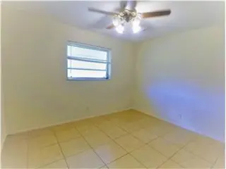 Propiedad de alquiler con 4 dormitorios y 2 baños en PLANTATION