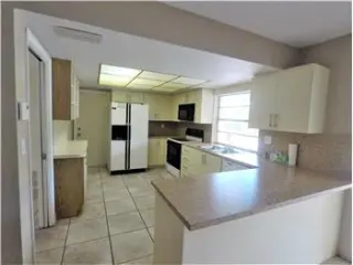 Propiedad de alquiler con 4 dormitorios y 2 baños en PLANTATION