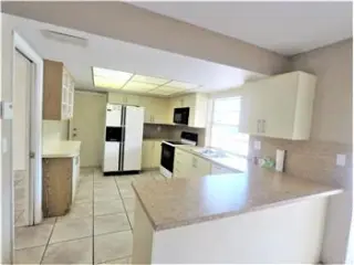 Propiedad de alquiler con 4 dormitorios y 2 baños en PLANTATION