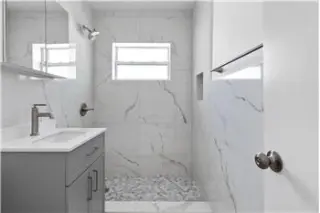Propiedad de alquiler con 2 dormitorios y 1 baño en FORT LAUDERDALE