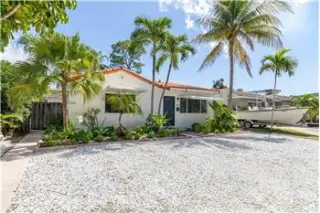 Propiedad de alquiler con 2 dormitorios y 1 baño en FORT LAUDERDALE