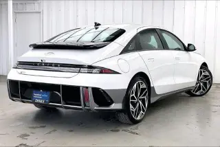 Hyundai IONIQ 6 2023 AWD SEL 4dr Sedán