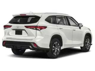 Toyota Highlander 2021 XLE 4dr SUV