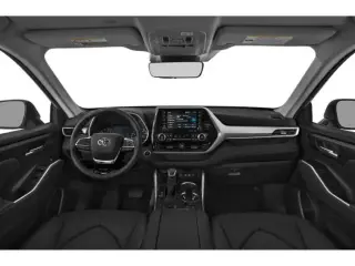 Toyota Highlander 2021 XLE 4dr SUV