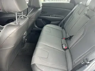 Hyundai ELANTRA 2025 N Line Sedán de 4 puertas