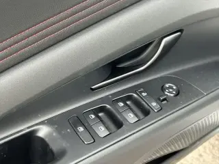 Hyundai ELANTRA 2025 N Line Sedán de 4 puertas