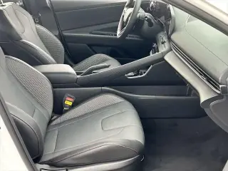 Hyundai ELANTRA 2025 N Line Sedán de 4 puertas