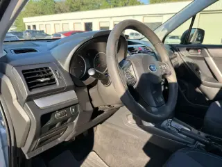 Subaru Forester 2015 AWD 2.5i 4dr Wagon CVT