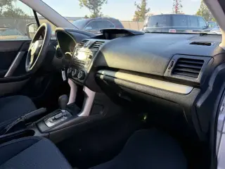 Subaru Forester 2015 AWD 2.5i 4dr Wagon CVT