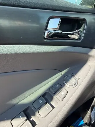 Hyundai SONATA Híbrido 2015 4dr Sedán