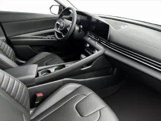 Hyundai ELANTRA 2025 Limited 4dr Sedán