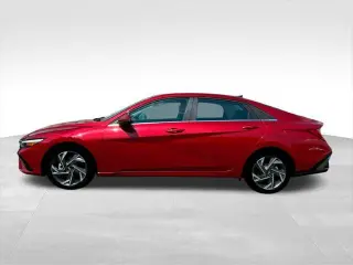 Hyundai ELANTRA 2025 Limited 4dr Sedán