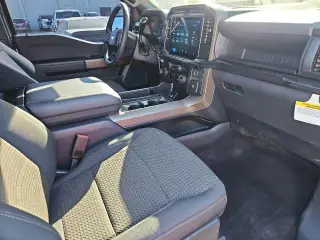 Ford F-150 2025 4x4 STX 4dr SuperCrew 5.5 ft. SB