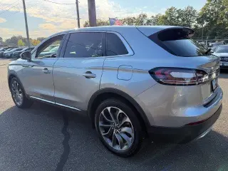 Lincoln Nautilus 2022 AWD Reserve SUV de 4 puertas