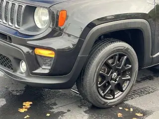 Jeep Renegade 2019 4x4 Latitude 4dr SUV