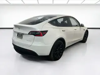 Tesla Model Y 2021 AWD Long Range 4dr Crossover