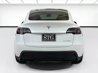 Tesla Model Y 2021 AWD Long Range 4dr Crossover