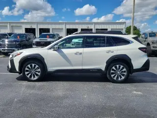 Subaru Outback 2023 AWD Touring 4dr Crossover