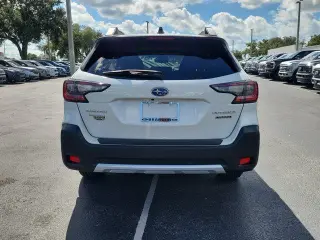 Subaru Outback 2023 AWD Touring 4dr Crossover