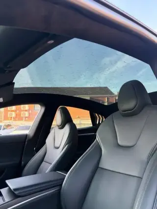 Tesla Model S 2023 AWD Gama Estándar 4 puertas Liftback