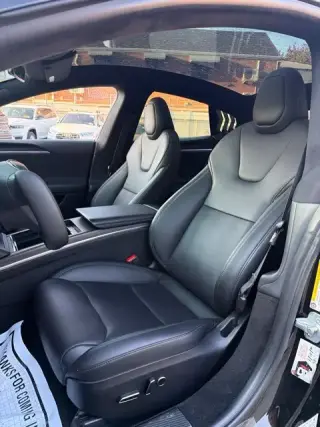 Tesla Model S 2023 AWD Gama Estándar 4 puertas Liftback