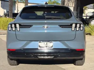 Ford Mustang Mach-E 2023 Premium 4dr SUV