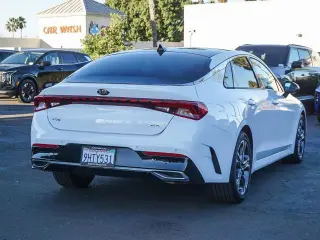 Kia K5 2021 EX 4dr Sedán