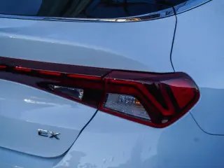 Kia K5 2021 EX 4dr Sedán