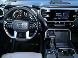 Toyota Tundra 2024 4x4 SR5 4dr CrewMax Cab Pickup SB