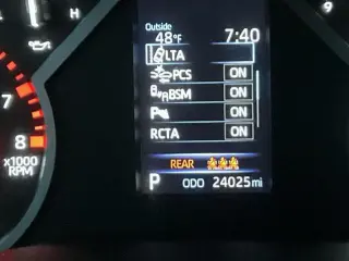 Toyota Tundra 2024 4x4 SR5 4dr CrewMax Cab Pickup SB